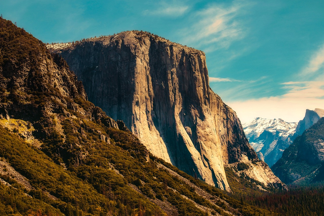 The Best Rock Climbing Routes in Yosemite National Park